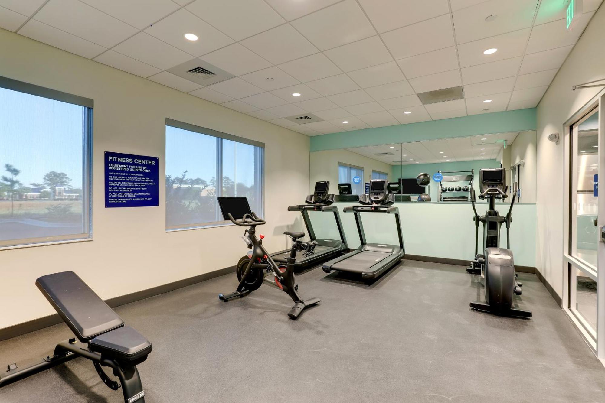 Hotel Tru By Hilton Leland Wilmington Extérieur photo